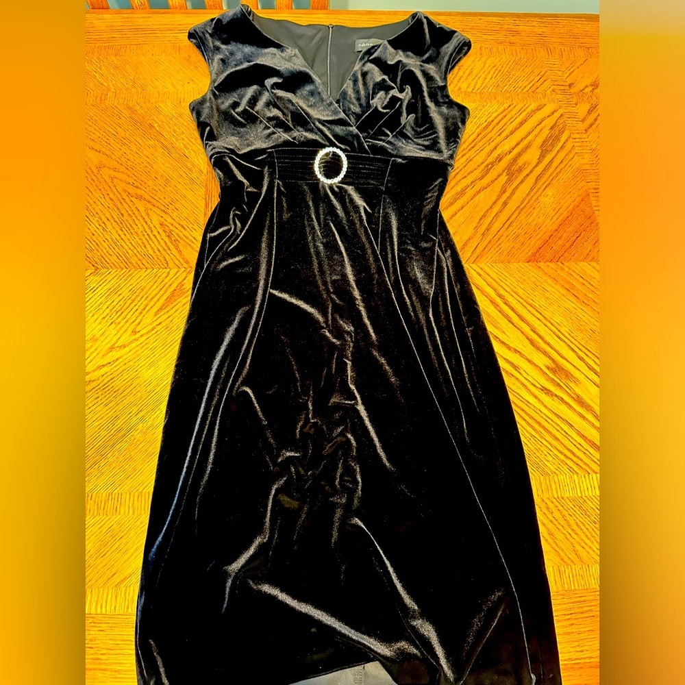 Connected Apparel dress size 8